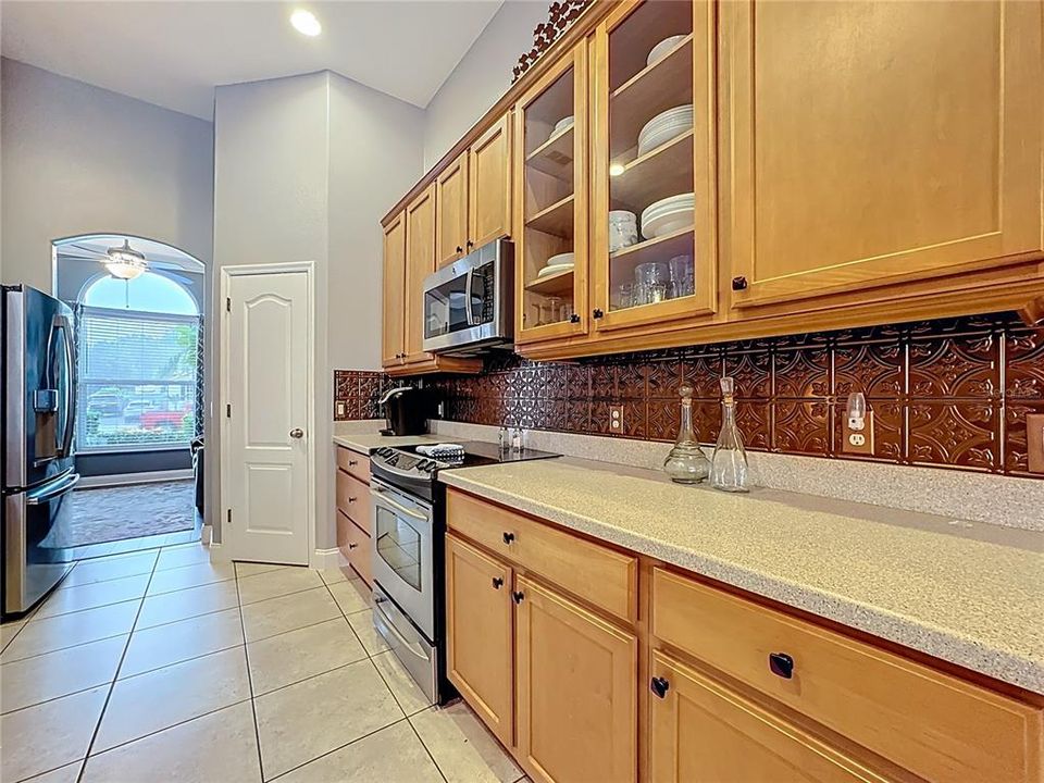 For Sale: $674,990 (4 beds, 2 baths, 2178 Square Feet)