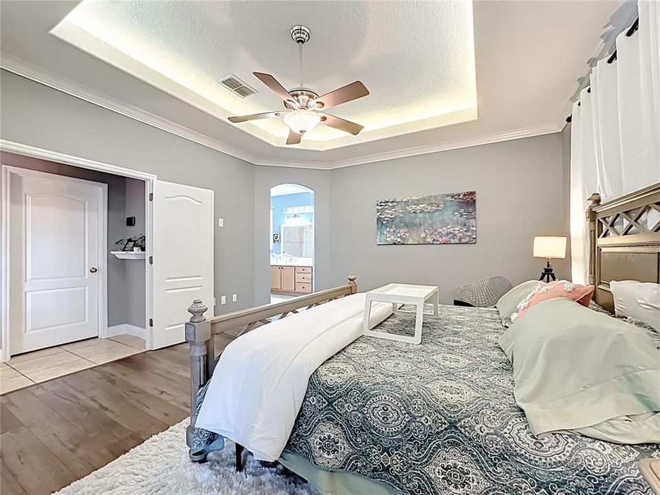 For Sale: $674,990 (4 beds, 2 baths, 2178 Square Feet)