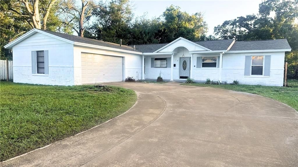 Recientemente alquilado: $2,295 (4 camas, 2 baños, 1686 Pies cuadrados)