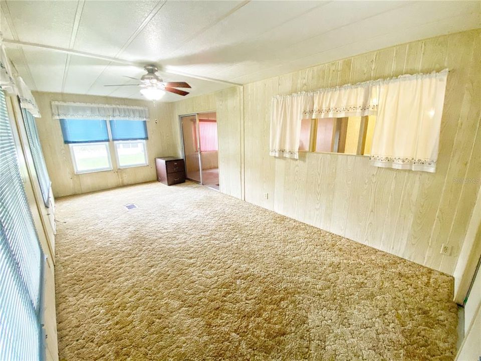 Activo con contrato: $145,000 (2 camas, 2 baños, 1372 Pies cuadrados)