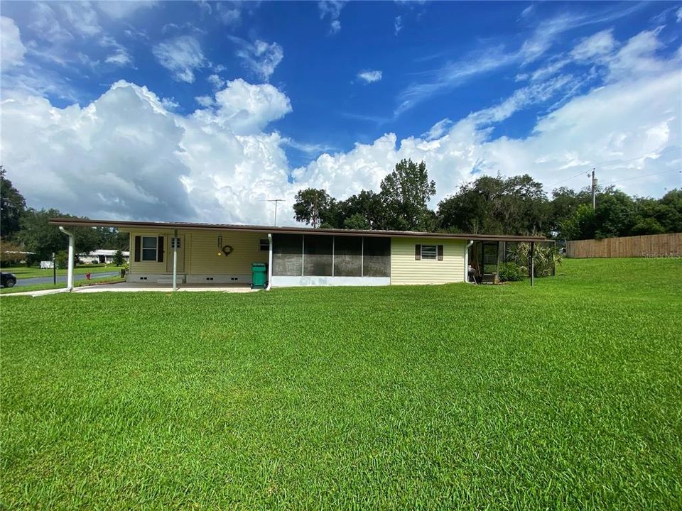 Activo con contrato: $145,000 (2 camas, 2 baños, 1372 Pies cuadrados)