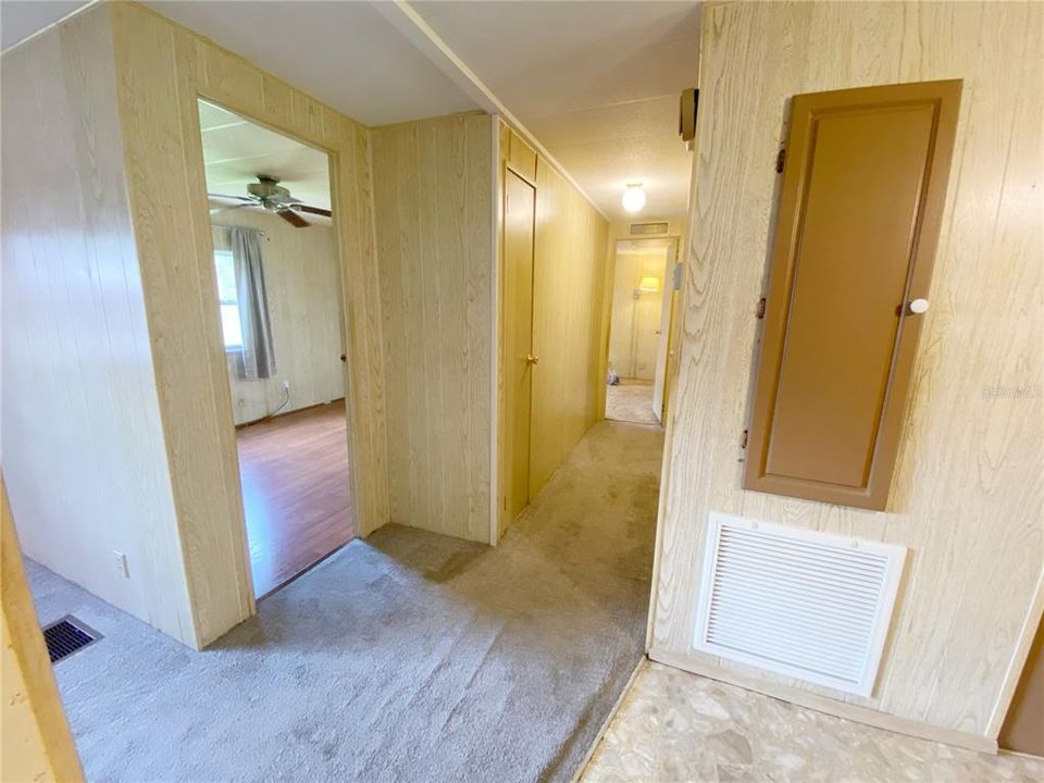 Activo con contrato: $145,000 (2 camas, 2 baños, 1372 Pies cuadrados)