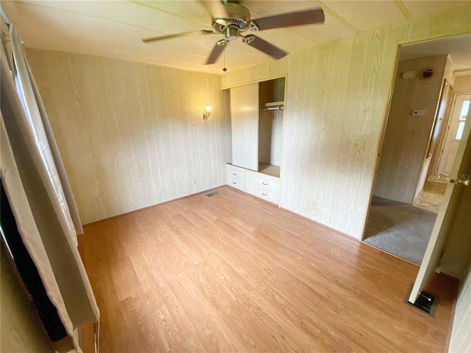 Activo con contrato: $145,000 (2 camas, 2 baños, 1372 Pies cuadrados)