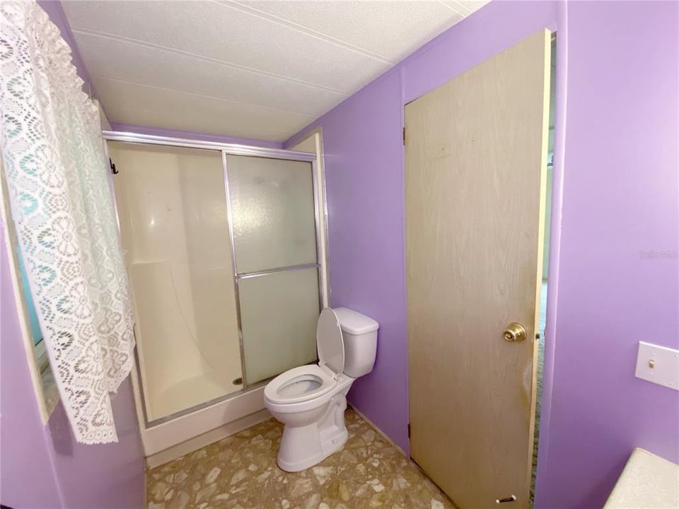 Activo con contrato: $145,000 (2 camas, 2 baños, 1372 Pies cuadrados)