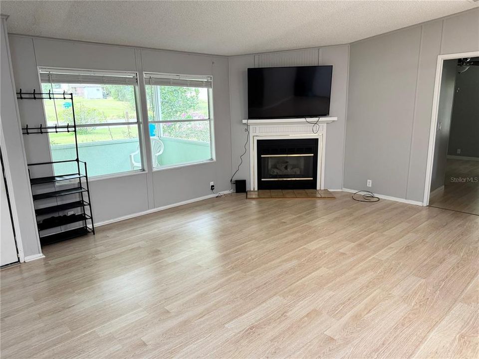 En Venta: $279,900 (3 camas, 2 baños, 1747 Pies cuadrados)