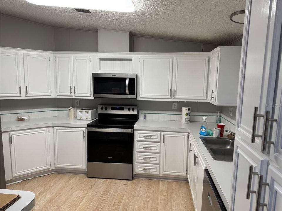 En Venta: $279,900 (3 camas, 2 baños, 1747 Pies cuadrados)