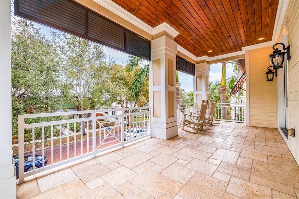 For Rent: $17,000 (4 beds, 5 baths, 4082 Square Feet)