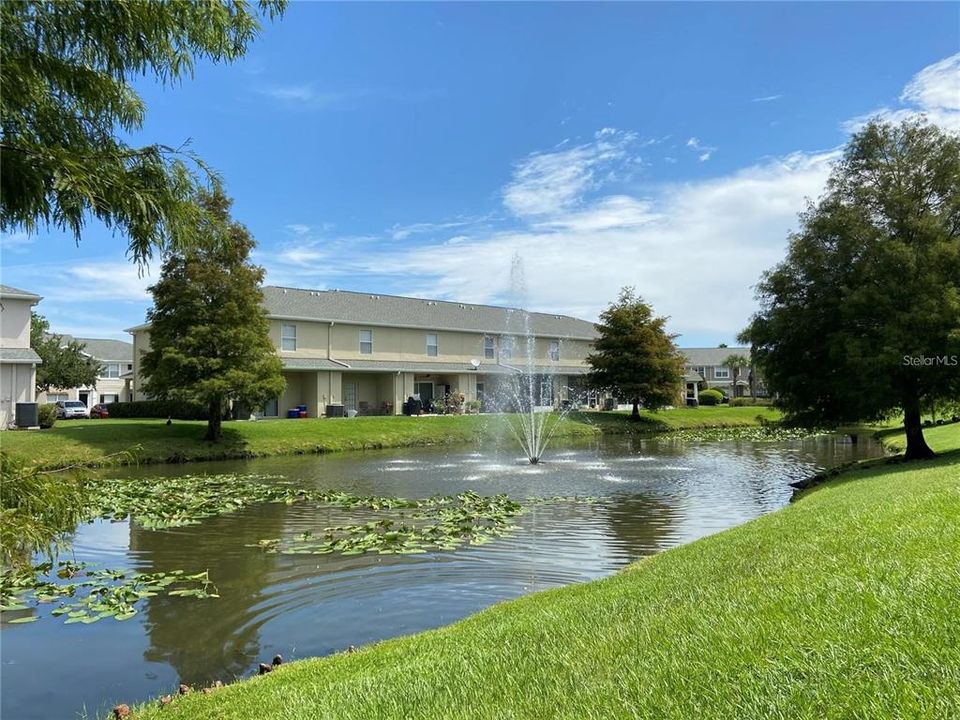 For Rent: $1,900 (2 beds, 2 baths, 1337 Square Feet)