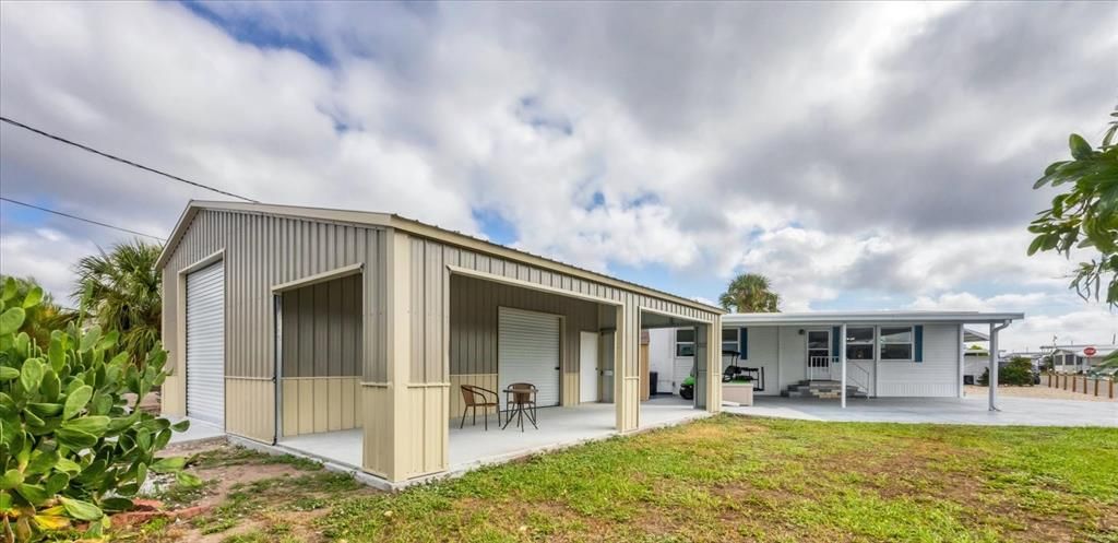 For Sale: $394,000 (2 beds, 2 baths, 1056 Square Feet)