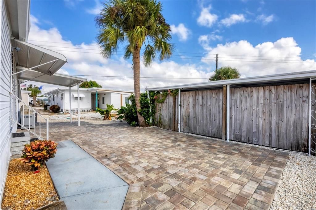 For Sale: $394,000 (2 beds, 2 baths, 1056 Square Feet)