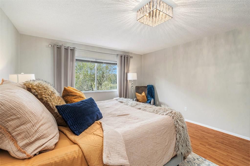 For Sale: $254,000 (2 beds, 2 baths, 1580 Square Feet)