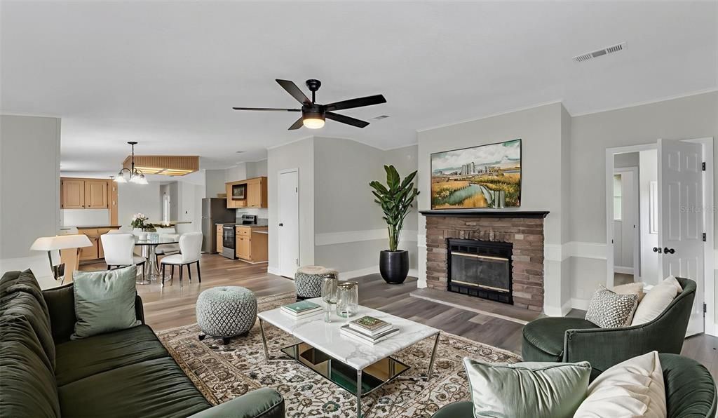 For Sale: $284,900 (4 beds, 2 baths, 2489 Square Feet)