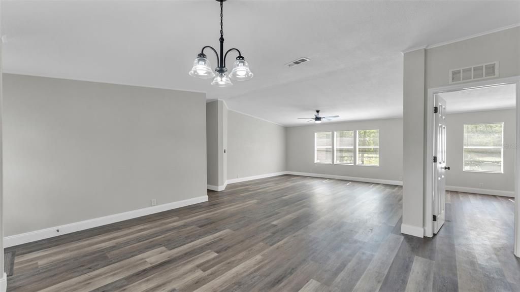 For Sale: $284,900 (4 beds, 2 baths, 2489 Square Feet)