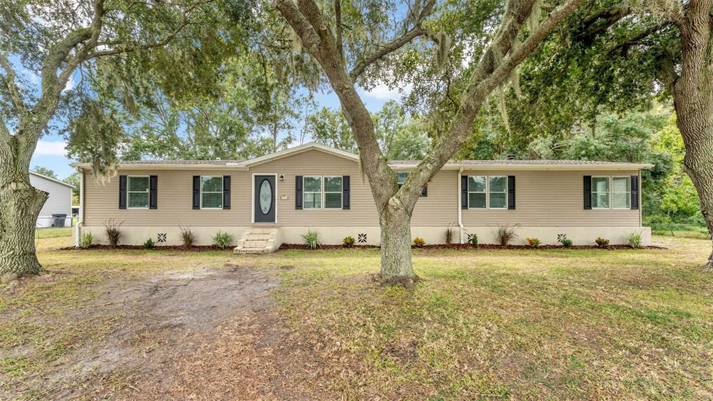 For Sale: $284,900 (4 beds, 2 baths, 2489 Square Feet)