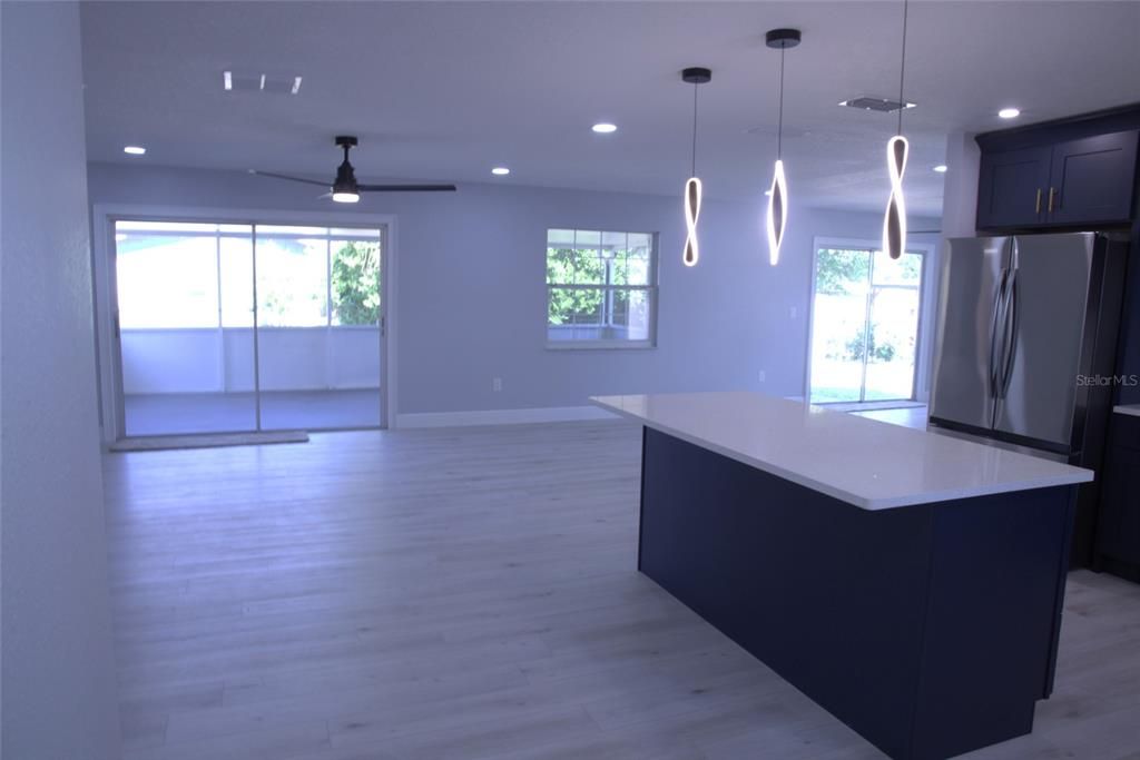 For Sale: $285,761 (3 beds, 2 baths, 1523 Square Feet)