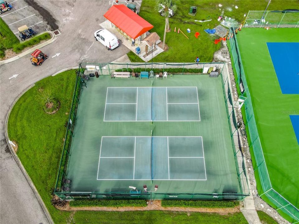 合同活跃: $209,900 (3 贝兹, 2 浴室, 1691 平方英尺)