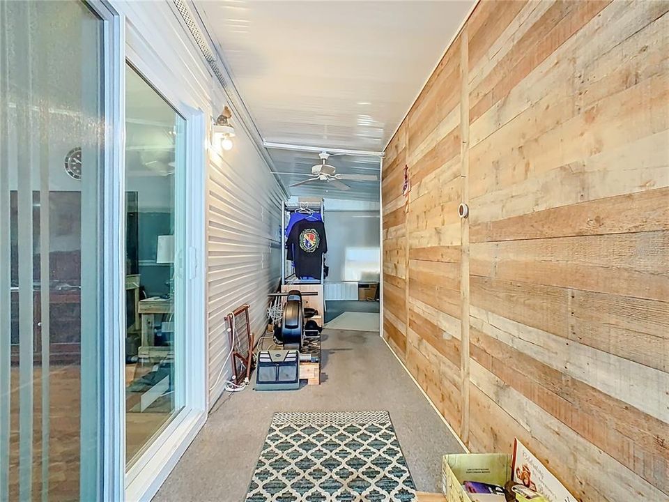 合同活跃: $209,900 (3 贝兹, 2 浴室, 1691 平方英尺)