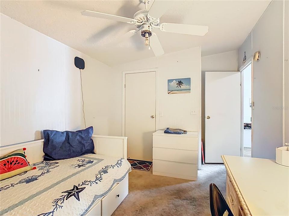 合同活跃: $209,900 (3 贝兹, 2 浴室, 1691 平方英尺)