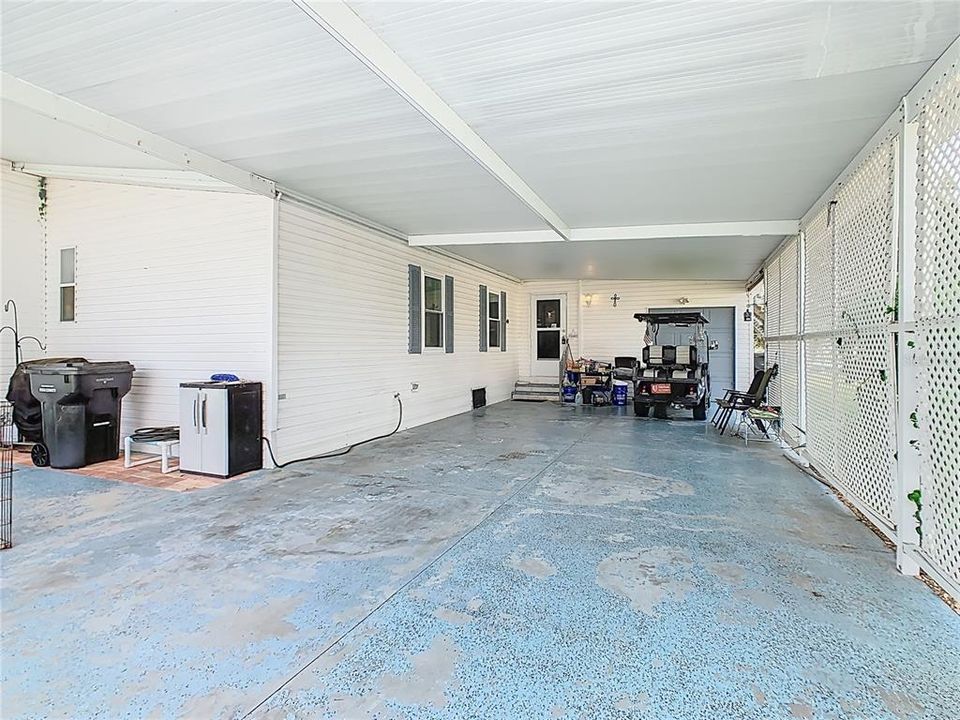 合同活跃: $209,900 (3 贝兹, 2 浴室, 1691 平方英尺)