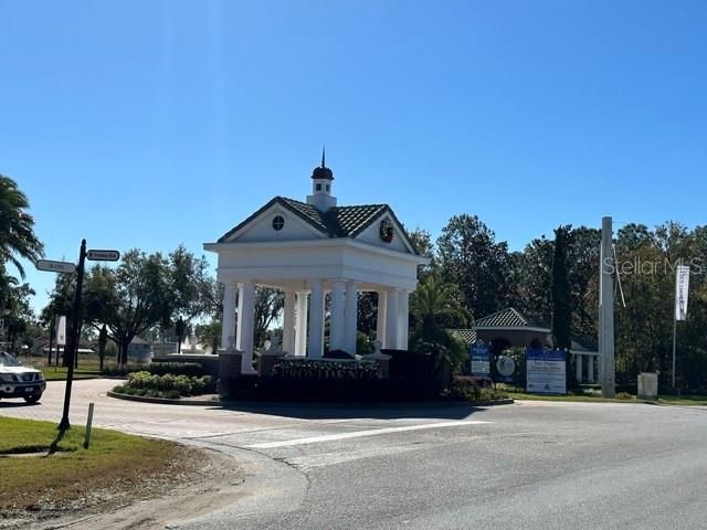 For Rent: $3,000 (4 beds, 3 baths, 2080 Square Feet)