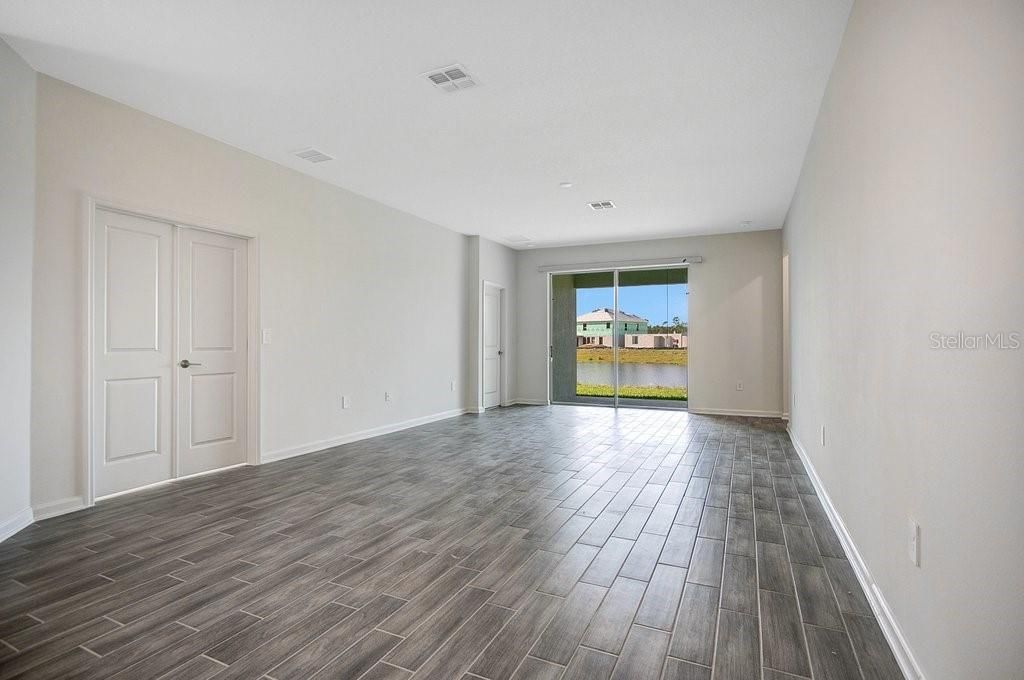 For Rent: $3,000 (4 beds, 3 baths, 2080 Square Feet)