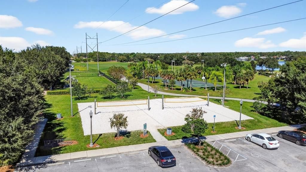 合同活跃: $730,000 (5 贝兹, 3 浴室, 2898 平方英尺)