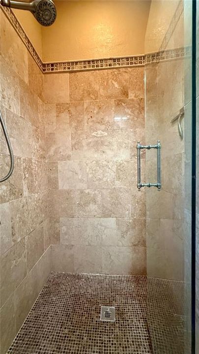 En Venta: $585,000 (4 camas, 3 baños, 3578 Pies cuadrados)