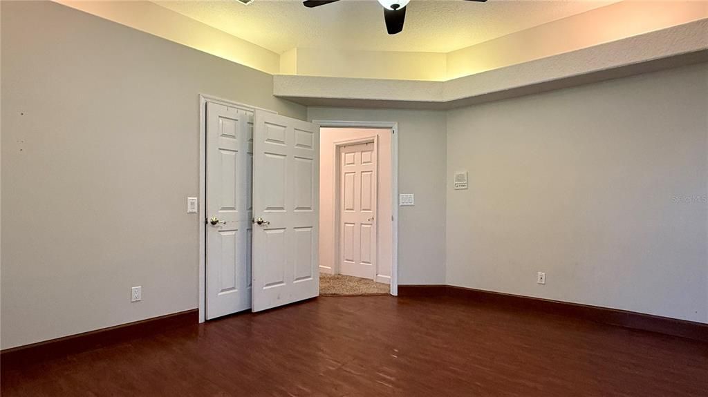 En Venta: $585,000 (4 camas, 3 baños, 3578 Pies cuadrados)