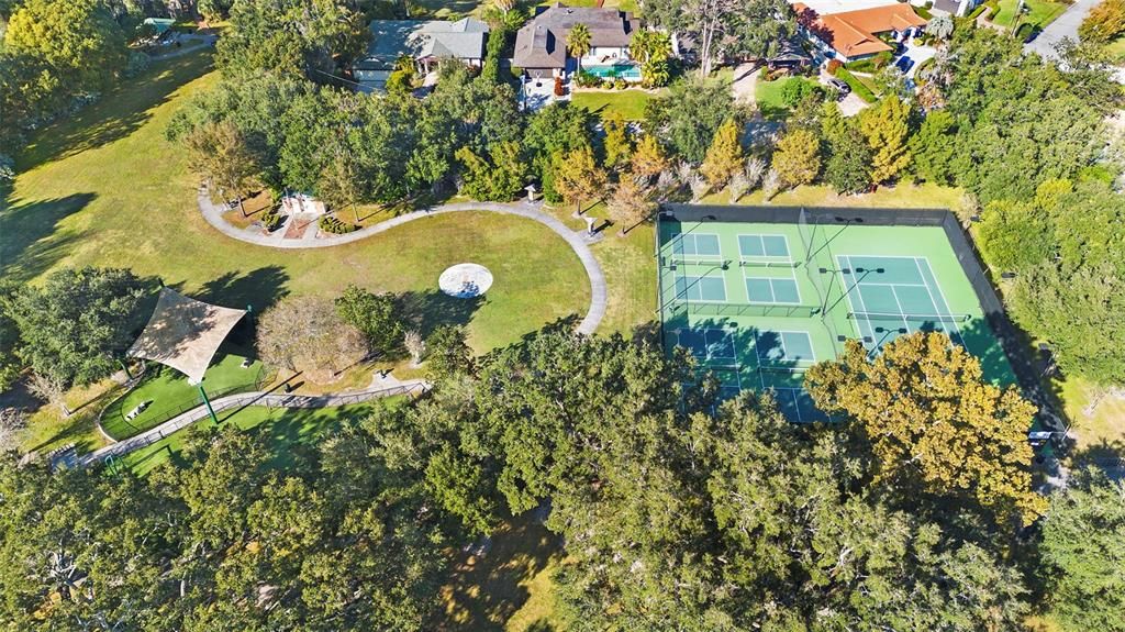 En Venta: $679,000 (4 camas, 3 baños, 1995 Pies cuadrados)