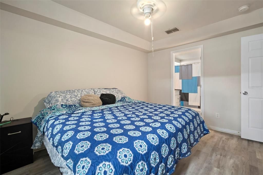 Active With Contract: $325,000 (4 beds, 2 baths, 1438 Square Feet)