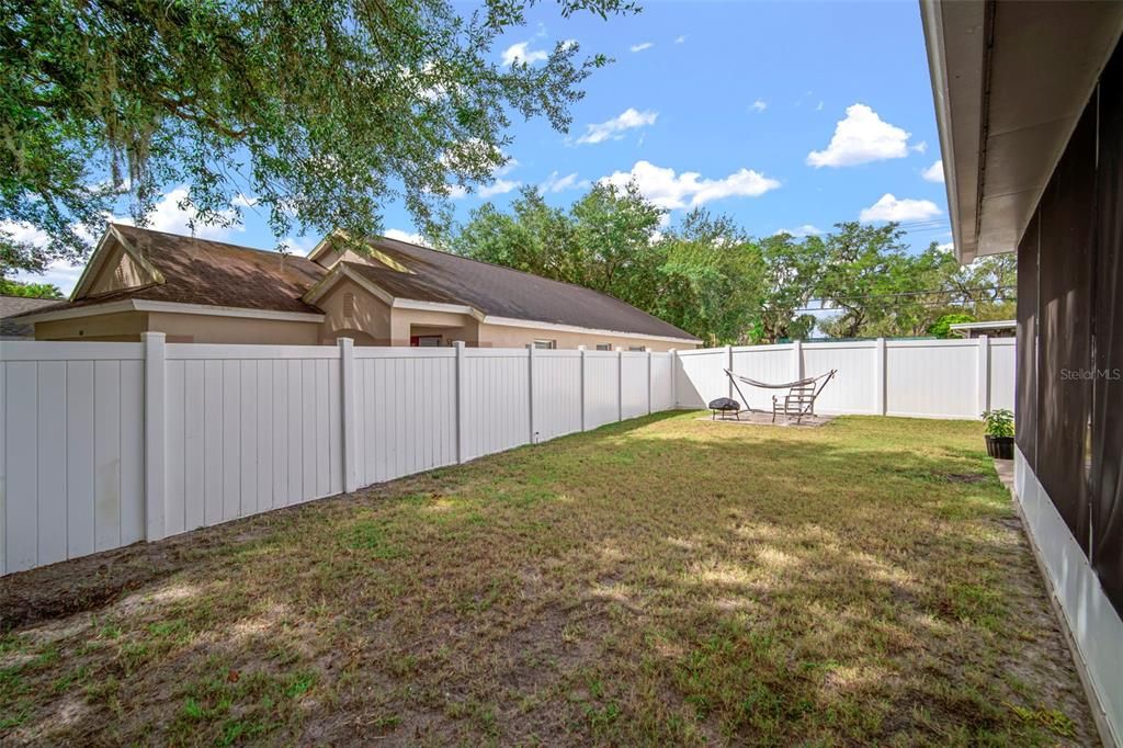 Active With Contract: $325,000 (4 beds, 2 baths, 1438 Square Feet)