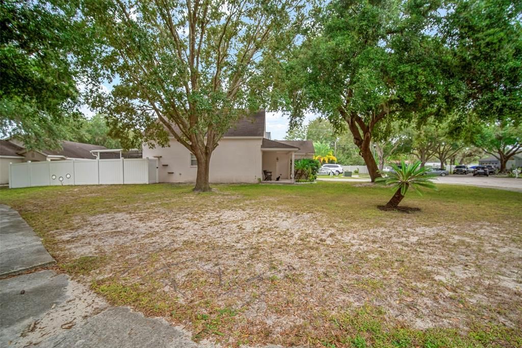 Active With Contract: $325,000 (4 beds, 2 baths, 1438 Square Feet)