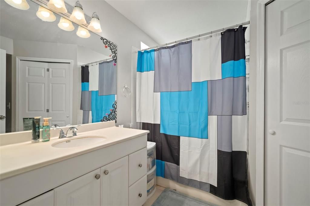 Active With Contract: $325,000 (4 beds, 2 baths, 1438 Square Feet)