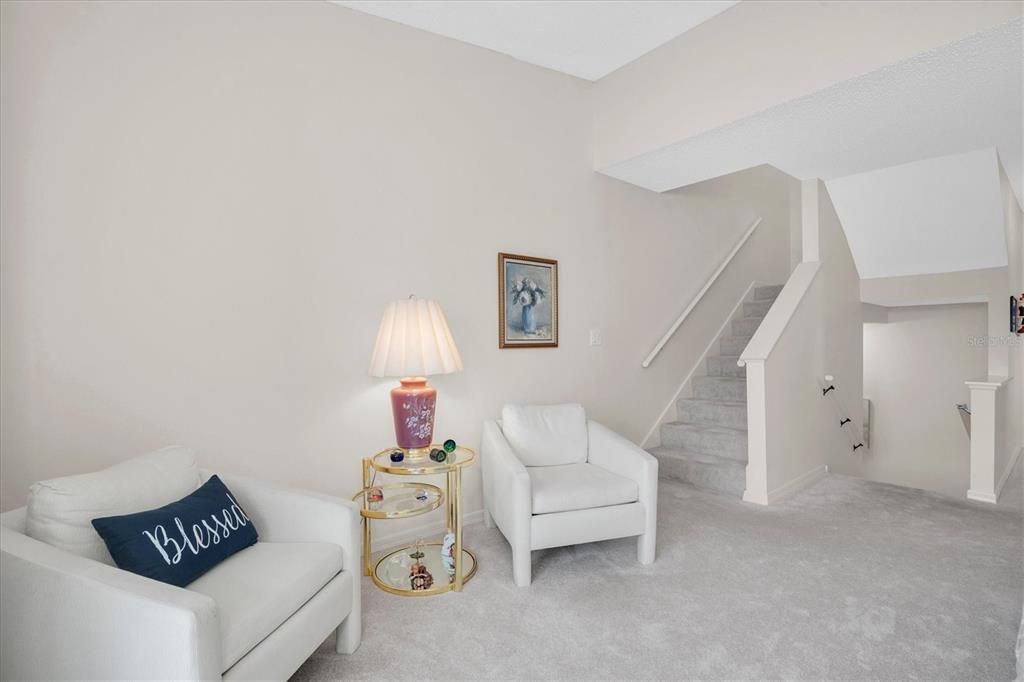 For Sale: $475,000 (2 beds, 2 baths, 1686 Square Feet)