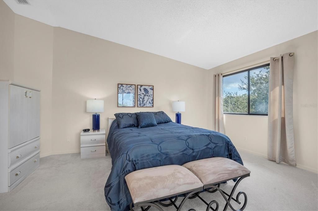 For Sale: $475,000 (2 beds, 2 baths, 1686 Square Feet)