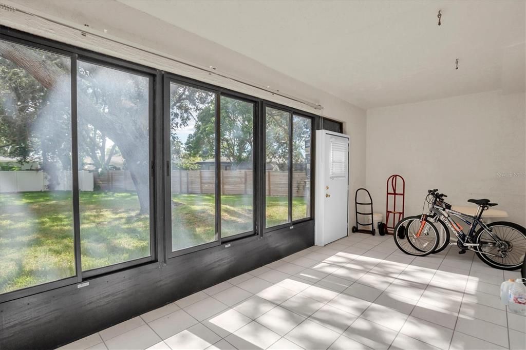 For Sale: $475,000 (2 beds, 2 baths, 1686 Square Feet)