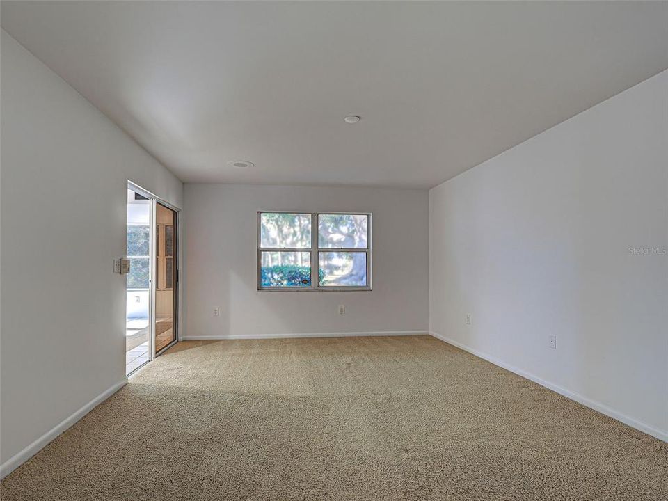 For Sale: $285,000 (2 beds, 2 baths, 1432 Square Feet)