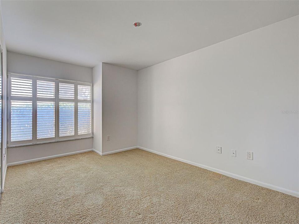 For Sale: $285,000 (2 beds, 2 baths, 1432 Square Feet)