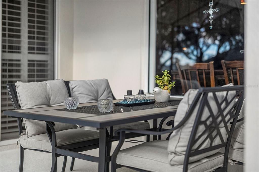 Active With Contract: $724,900 (4 beds, 3 baths, 2994 Square Feet)