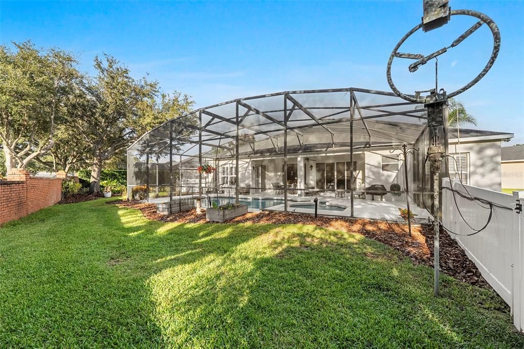 Active With Contract: $724,900 (4 beds, 3 baths, 2994 Square Feet)