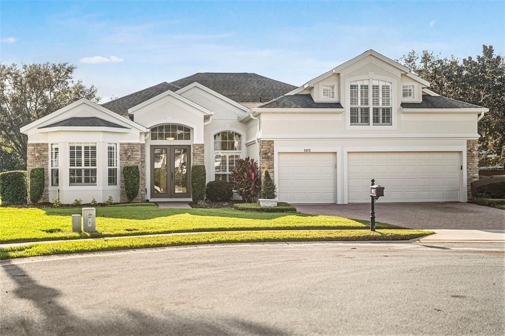 Active With Contract: $724,900 (4 beds, 3 baths, 2994 Square Feet)