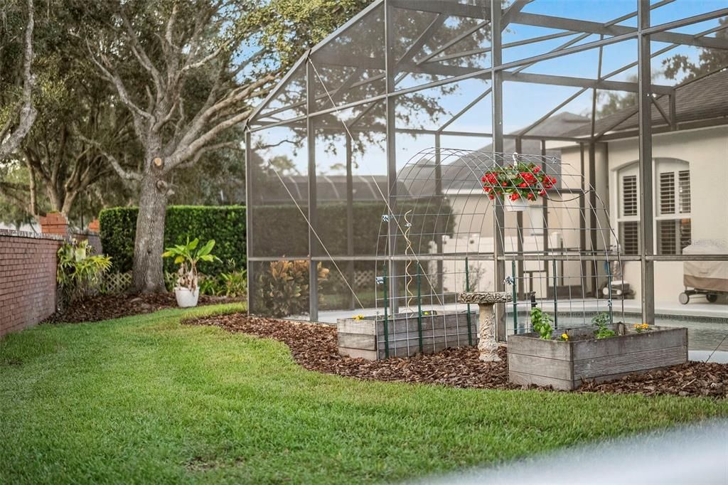 Active With Contract: $724,900 (4 beds, 3 baths, 2994 Square Feet)