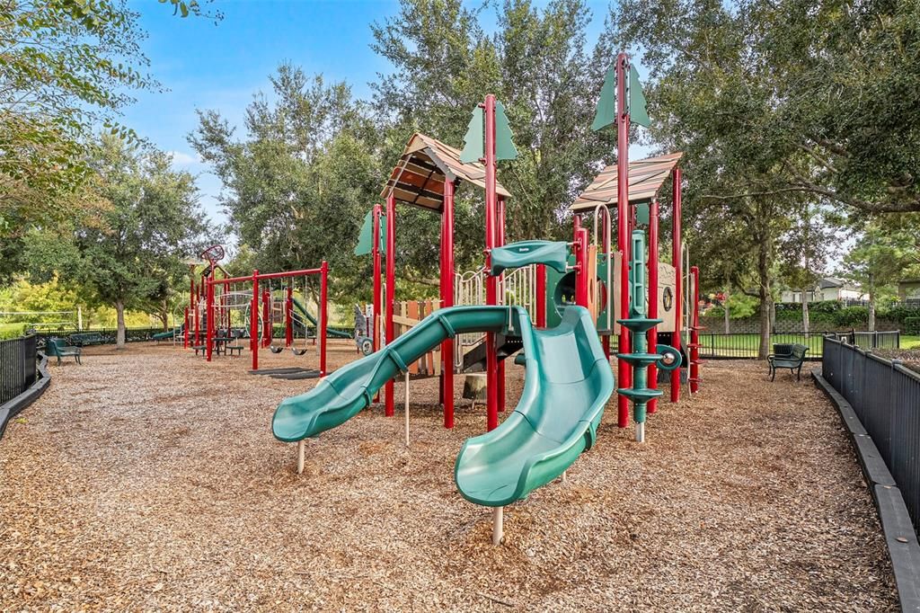 Active With Contract: $724,900 (4 beds, 3 baths, 2994 Square Feet)