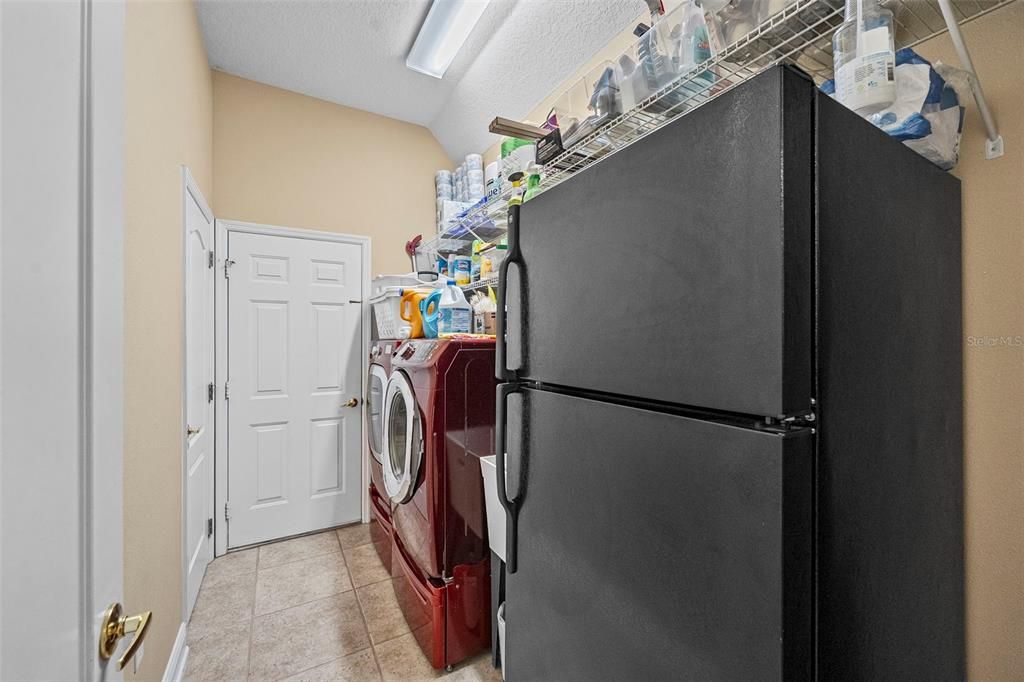 Active With Contract: $724,900 (4 beds, 3 baths, 2994 Square Feet)