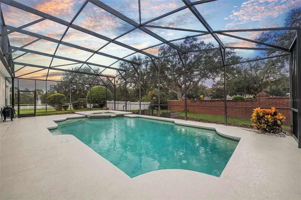 Active With Contract: $724,900 (4 beds, 3 baths, 2994 Square Feet)