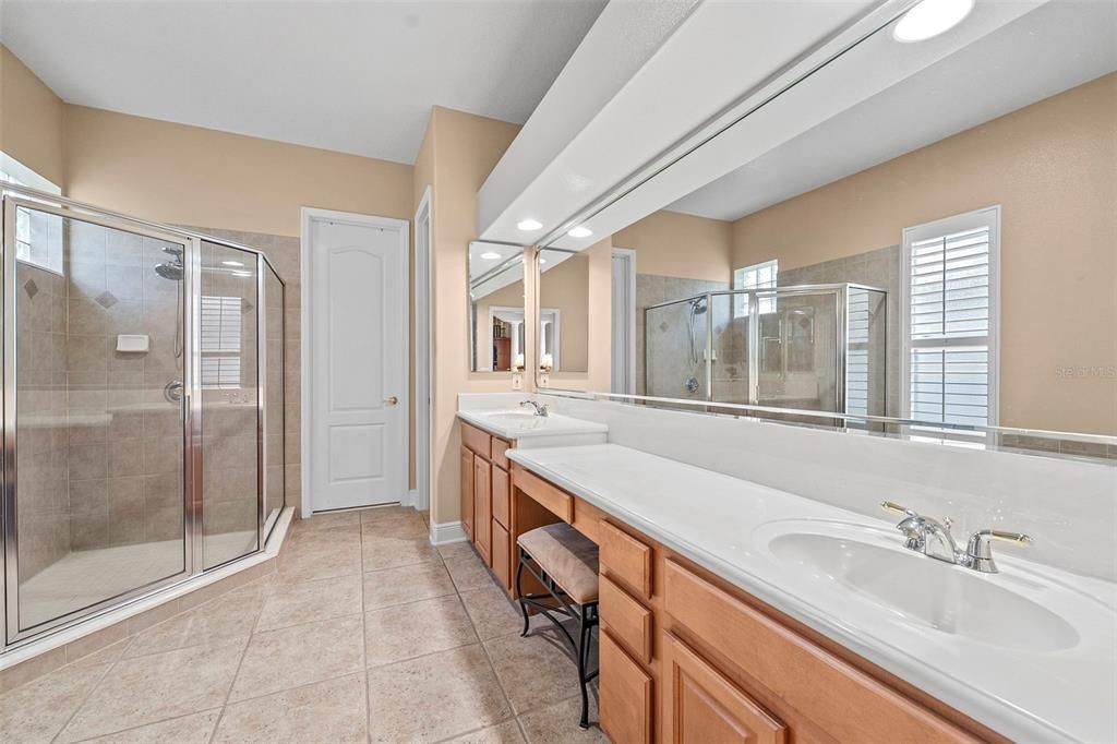 Active With Contract: $724,900 (4 beds, 3 baths, 2994 Square Feet)