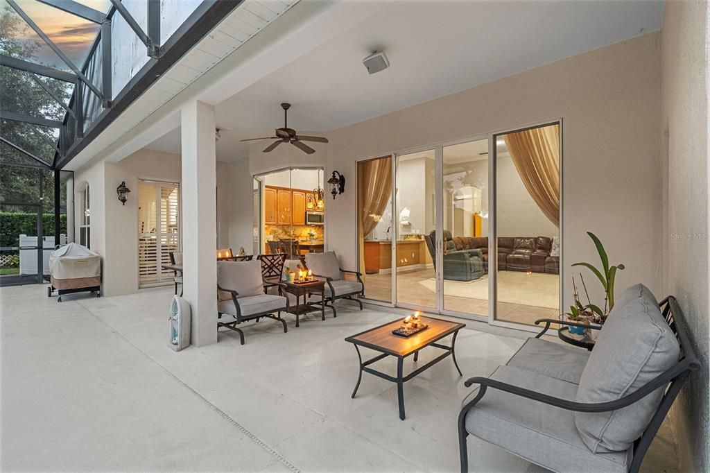 Active With Contract: $724,900 (4 beds, 3 baths, 2994 Square Feet)