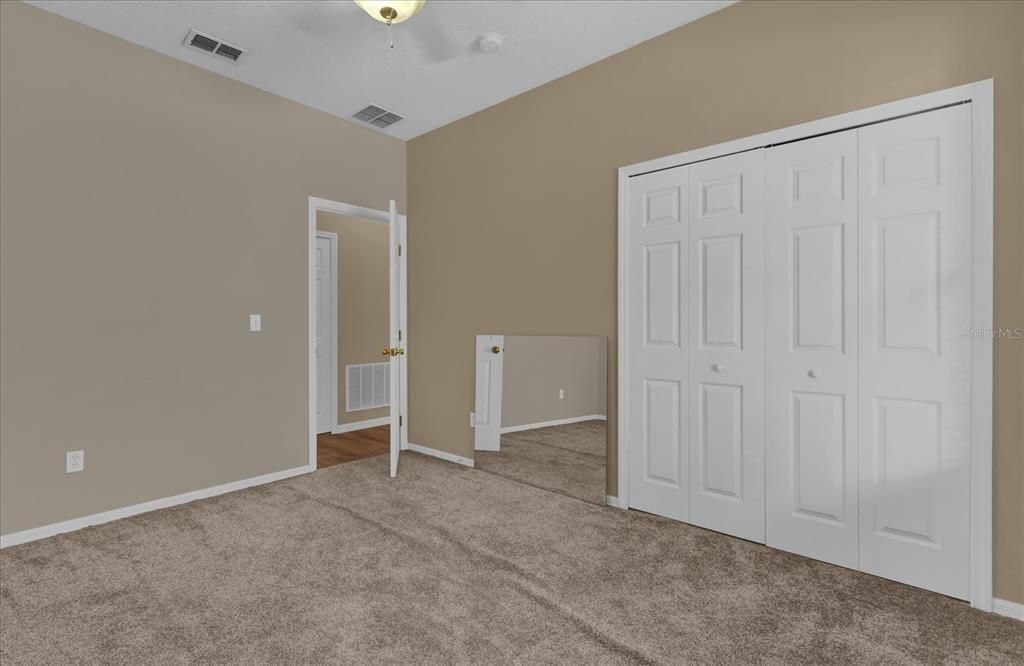 Active With Contract: $340,000 (3 beds, 2 baths, 1555 Square Feet)