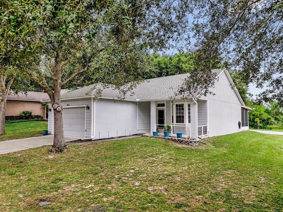 Active With Contract: $340,000 (3 beds, 2 baths, 1555 Square Feet)