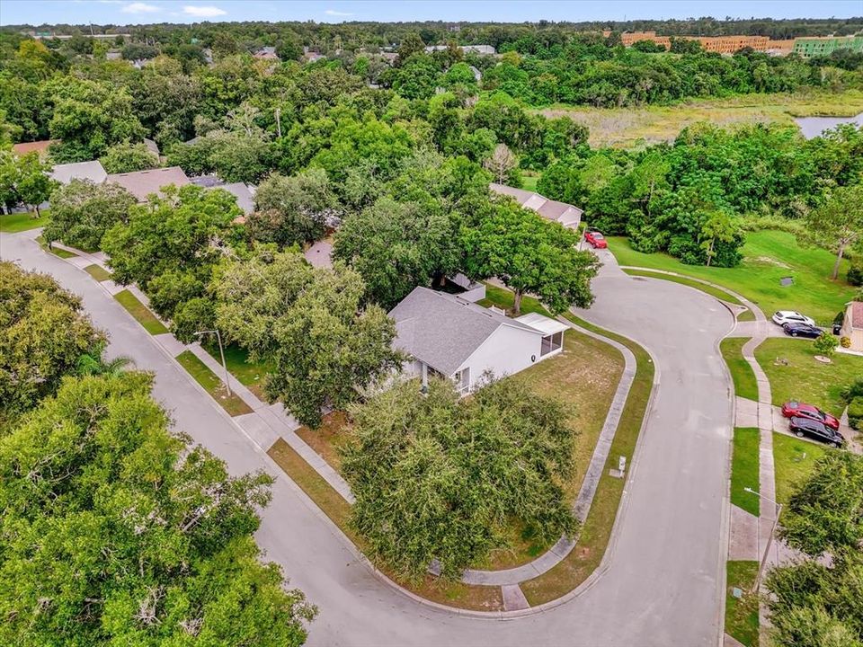 Active With Contract: $340,000 (3 beds, 2 baths, 1555 Square Feet)